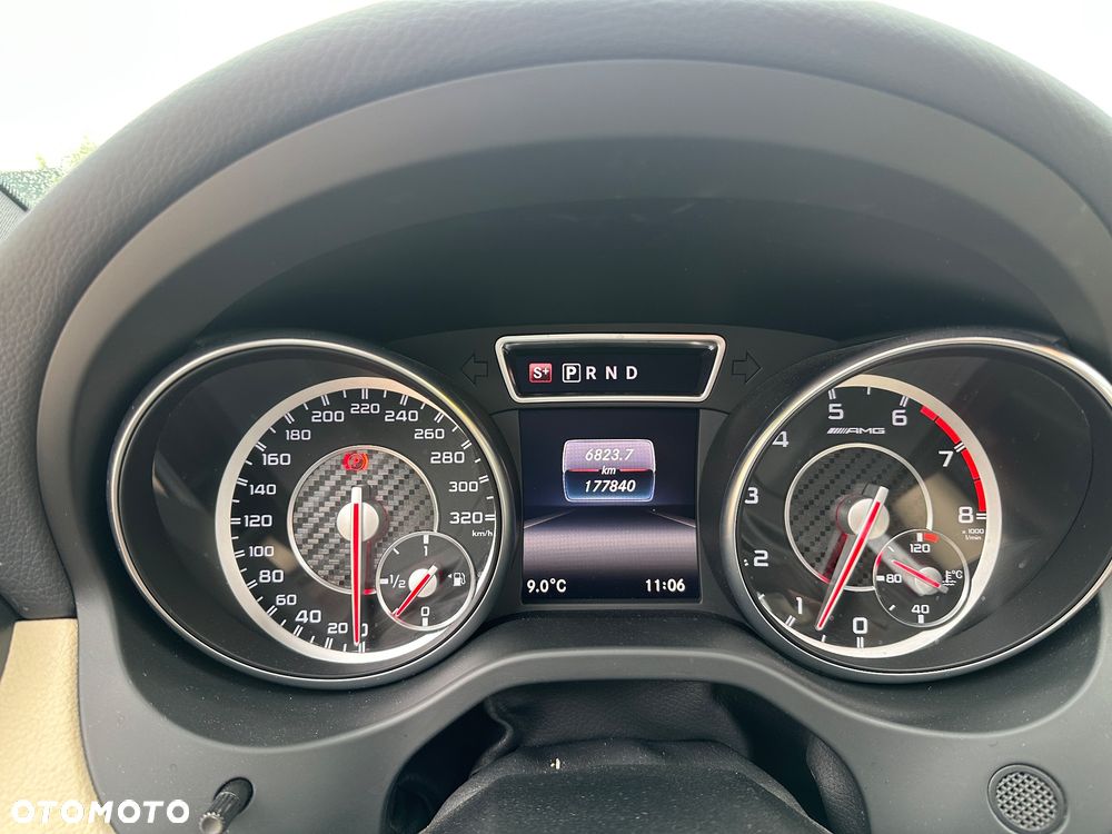 Mercedes-Benz GLA AMG 45 4Matic AMG Speedshift 7G-DCT - 20