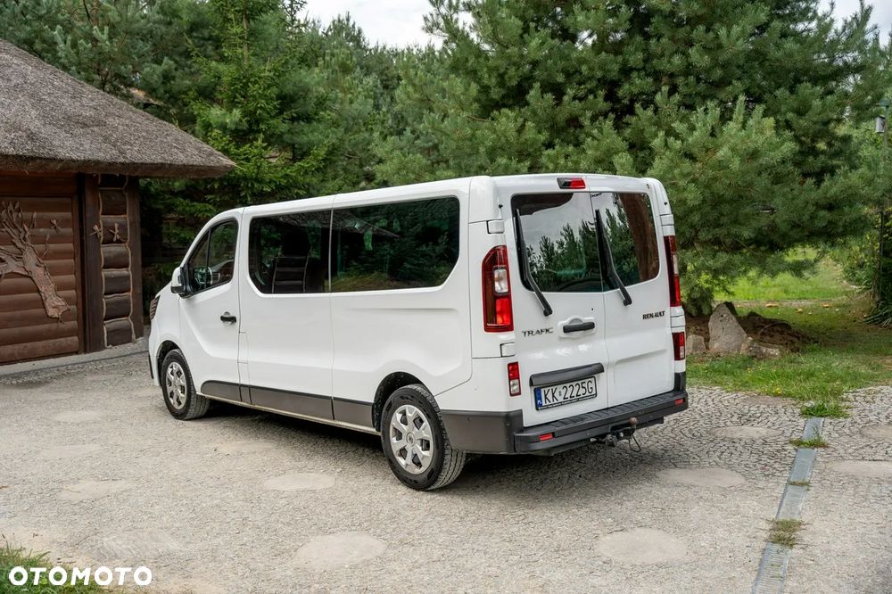 Renault Trafic Grand 2.0 dCi - 3