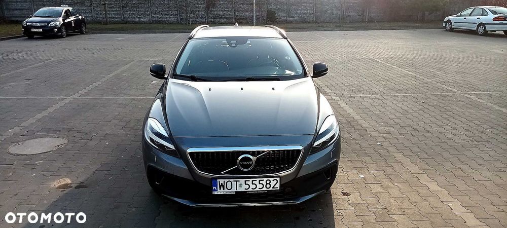Volvo V40 Cross Country - 5
