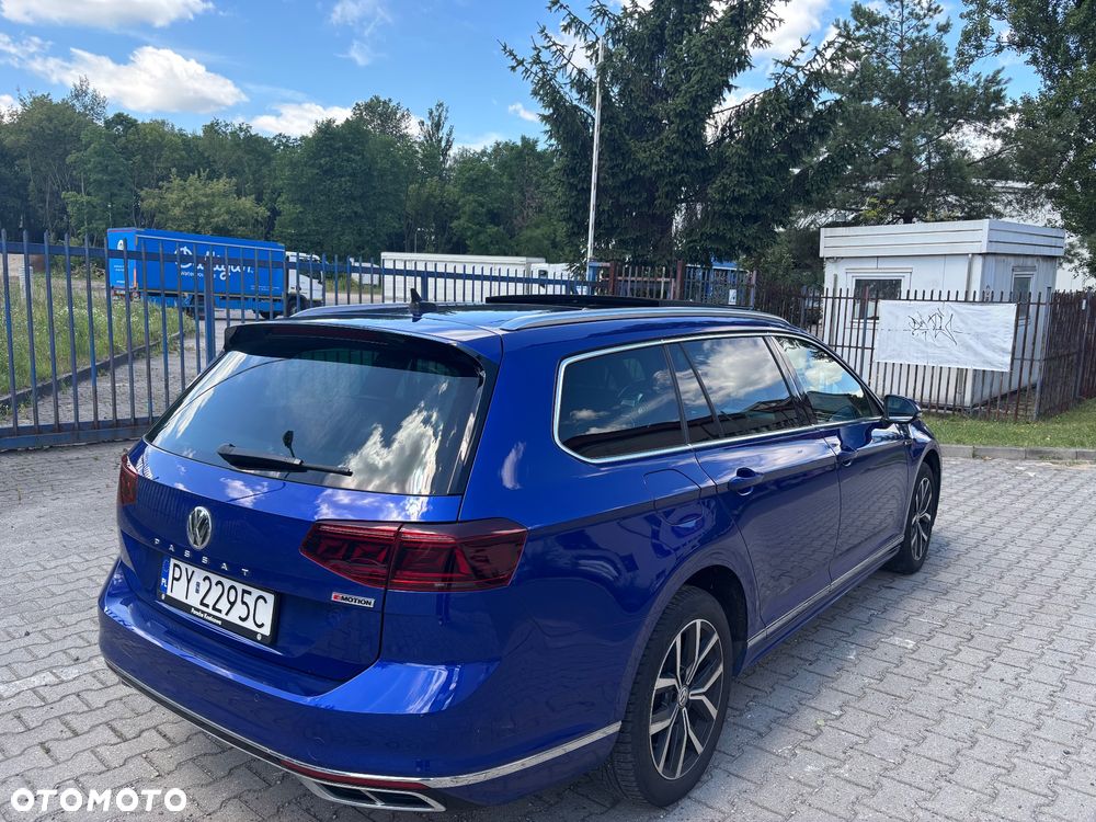 Volkswagen Passat 2.0 TDI SCR DSG 4Motion Elegance - 4