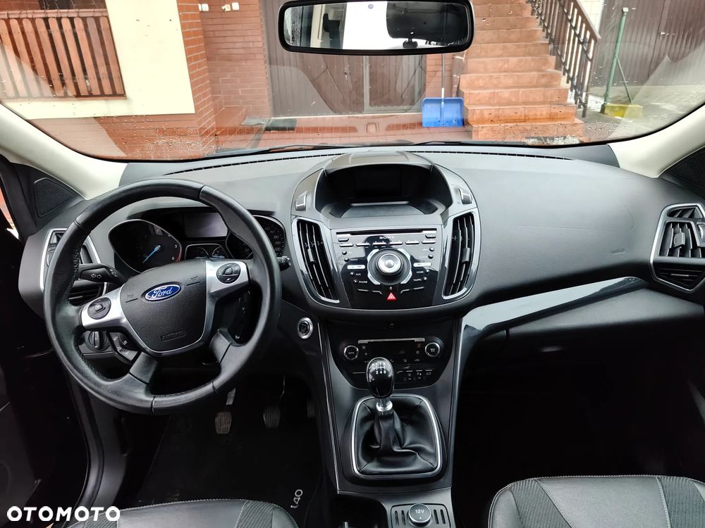 Ford Kuga 2.0 TDCi 4x4 Titanium - 26