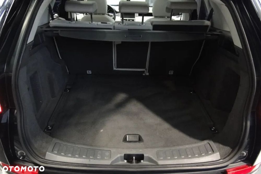 Land Rover Discovery Sport - 11