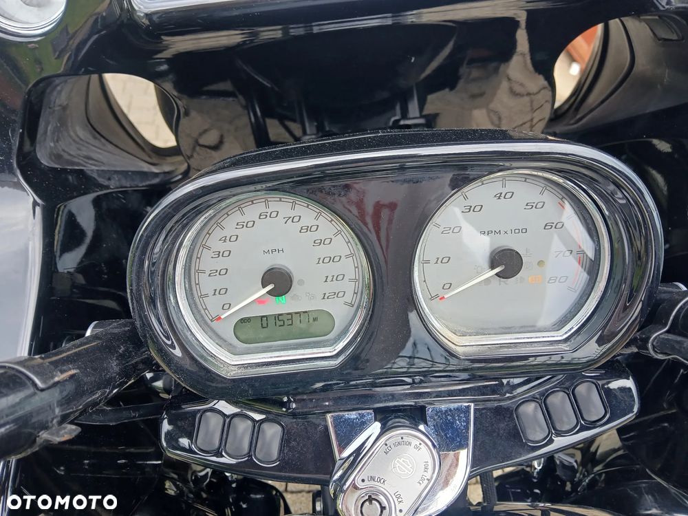 Harley-Davidson Touring Road Glide - 6