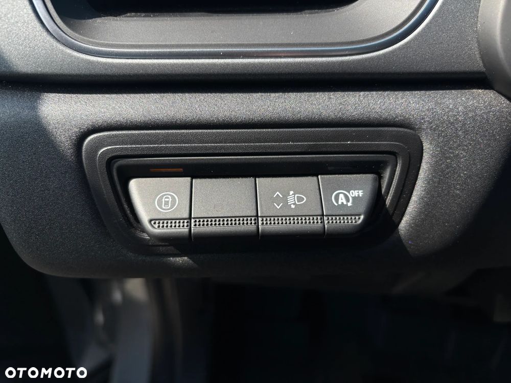 Renault Captur - 16