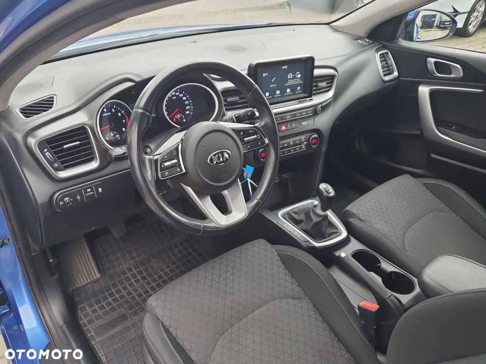 Kia Ceed 1.4 T-GDI M - 10