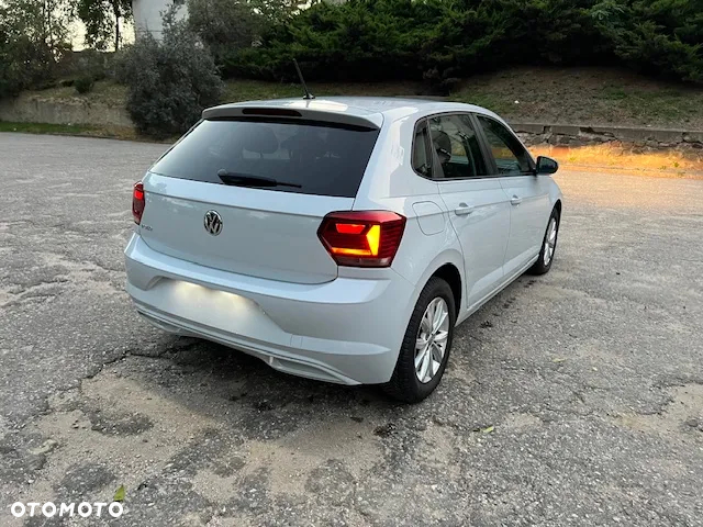 Volkswagen Polo - 10