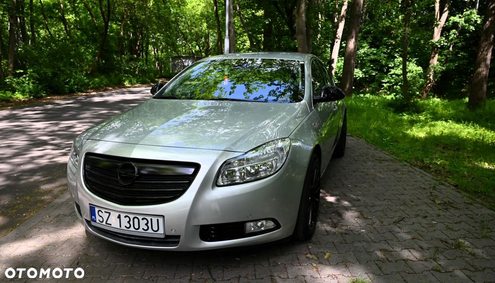 Opel Insignia - 1