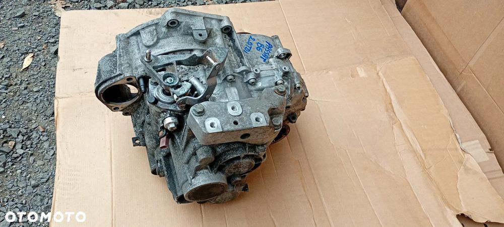 Skrzynia biegów manual manualna VW Passat B6 2.0 TDI HDV - 5