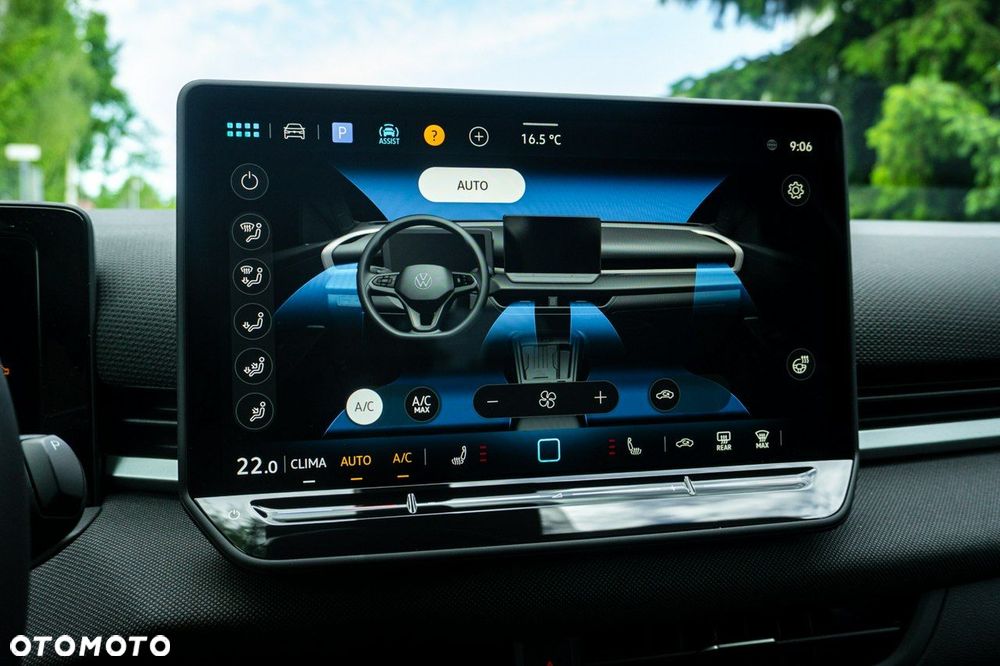 Volkswagen T-Roc - 31
