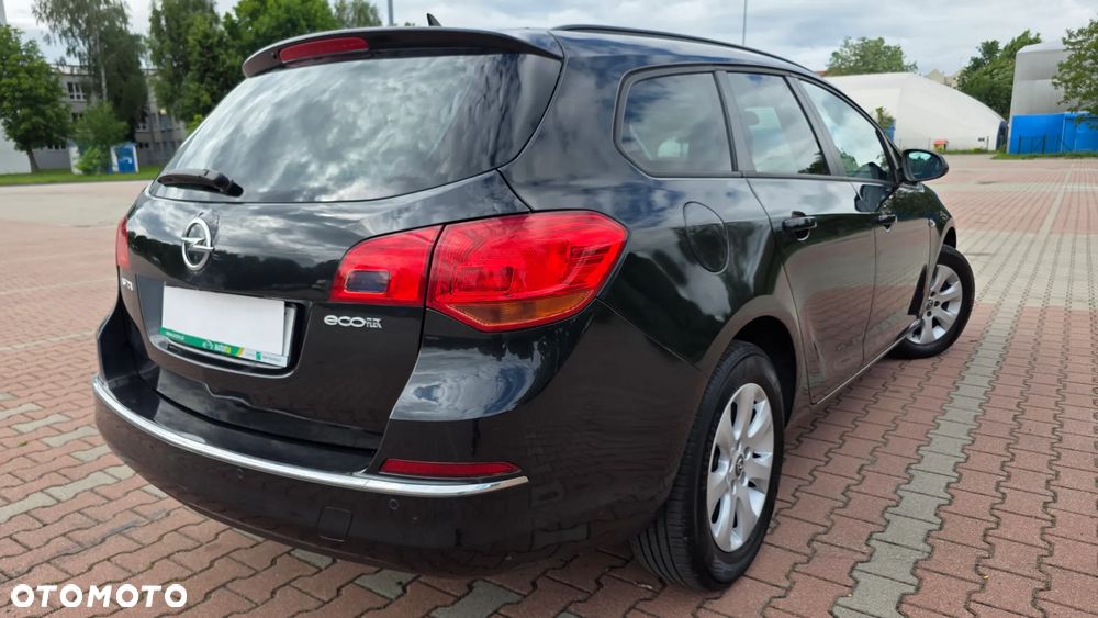 Opel Astra 1.6 CDTI Cosmo - 4