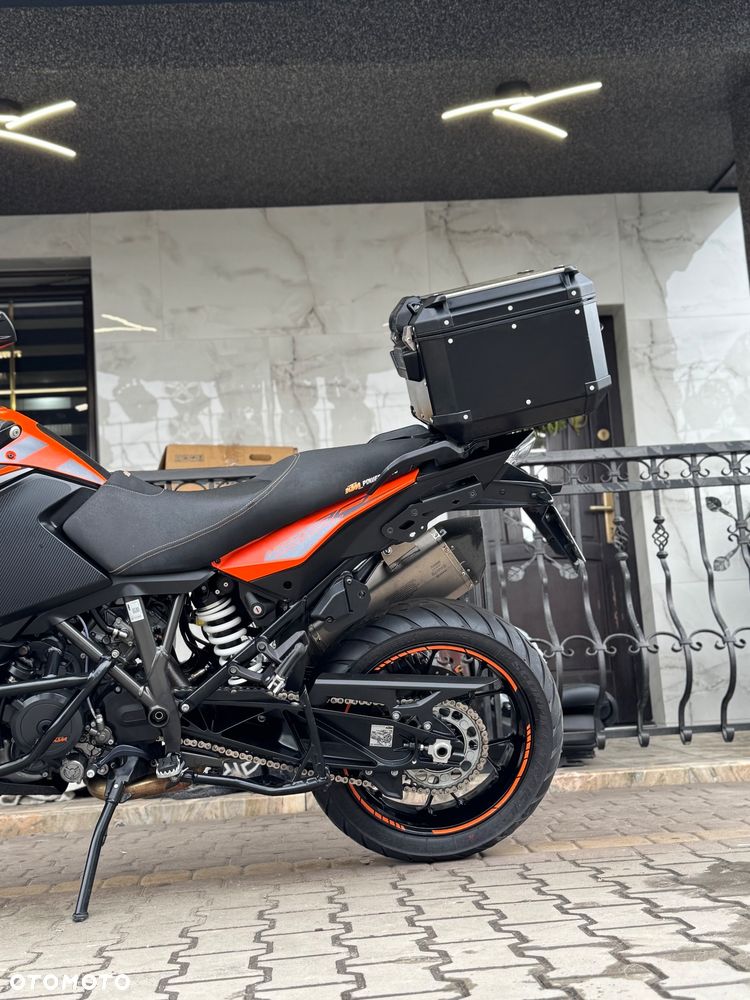 KTM Adventure - 8
