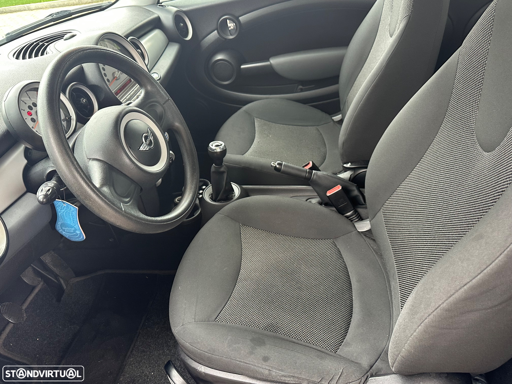 MINI 3 Portas Cooper D - 6