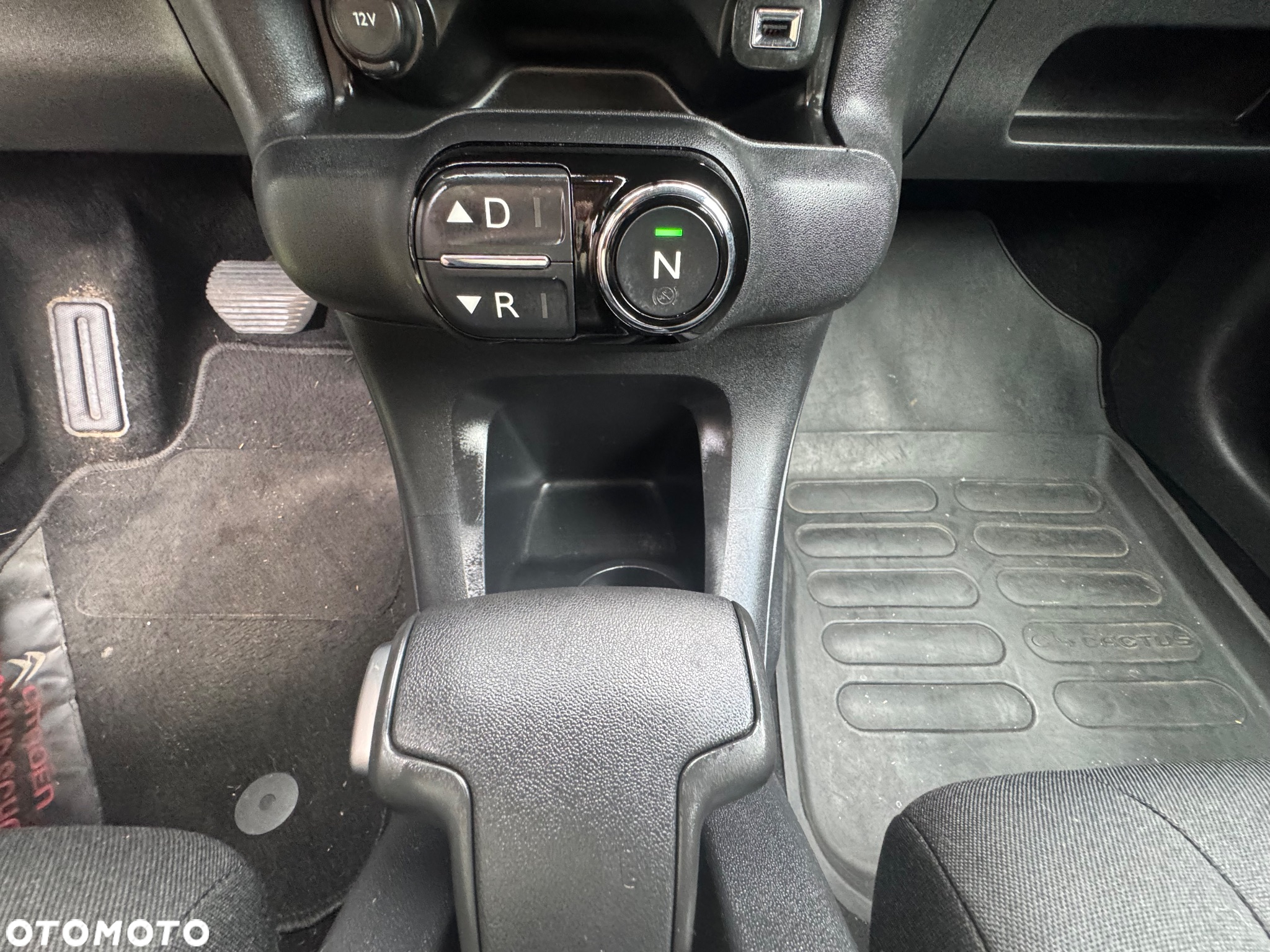 Citroën C4 Cactus 1.6 Blue HDi Shine ETG - 29