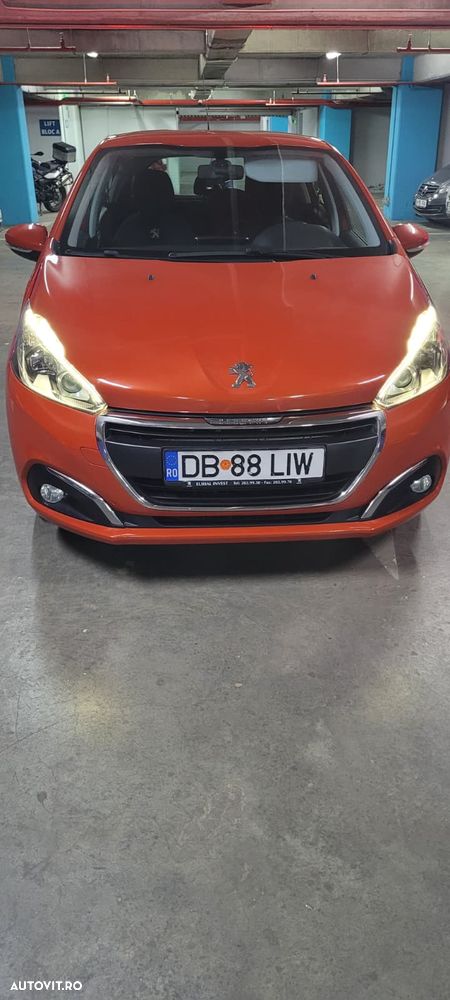 Peugeot 208 1.2 L PureTech Active - 5