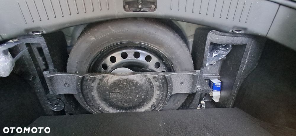 Ford Kuga 2.0 TDCi Titanium - 38