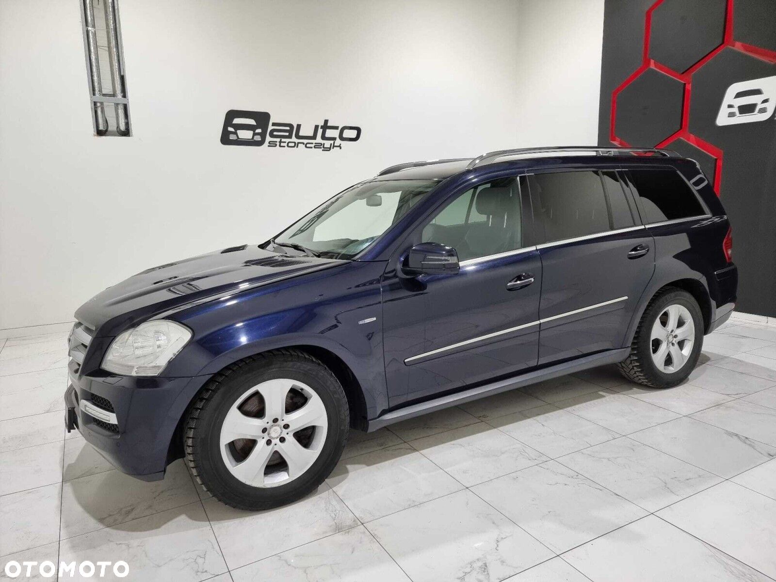 Mercedes-Benz GL - 1