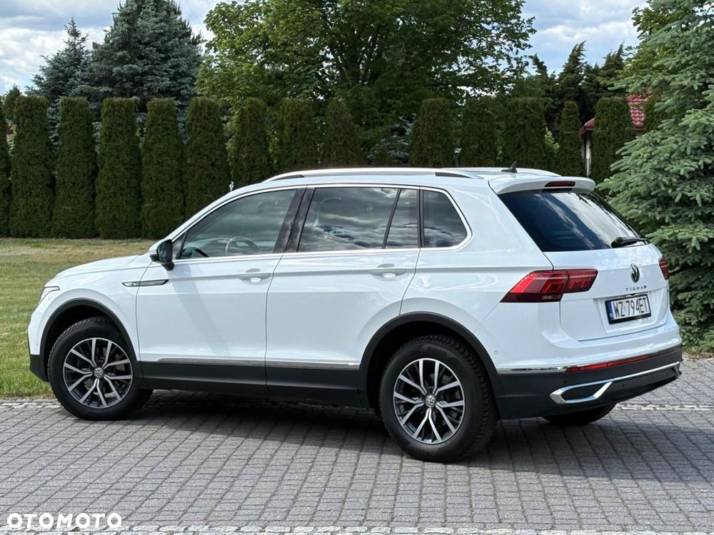 Volkswagen Tiguan 2.0 TDI SCR 4Mot Elegance DSG - 12