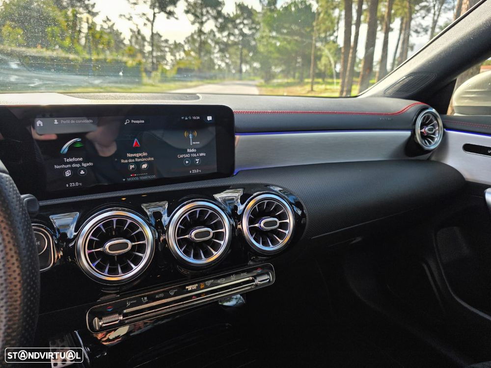 Mercedes-Benz CLA 200 d Shooting Brake AMG Line Aut. - 11