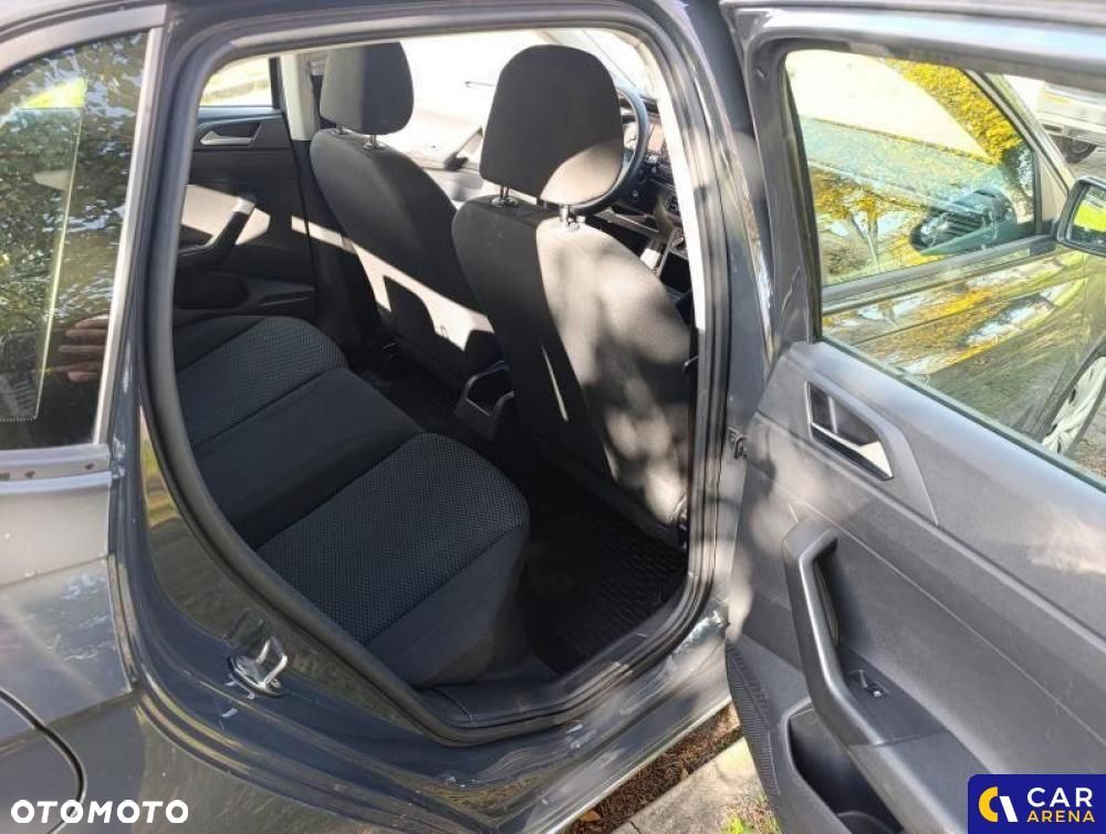 Volkswagen Polo - 16