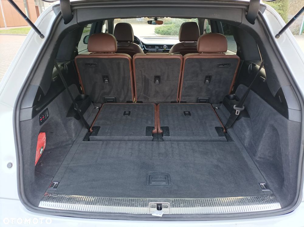 Audi Q7 - 10
