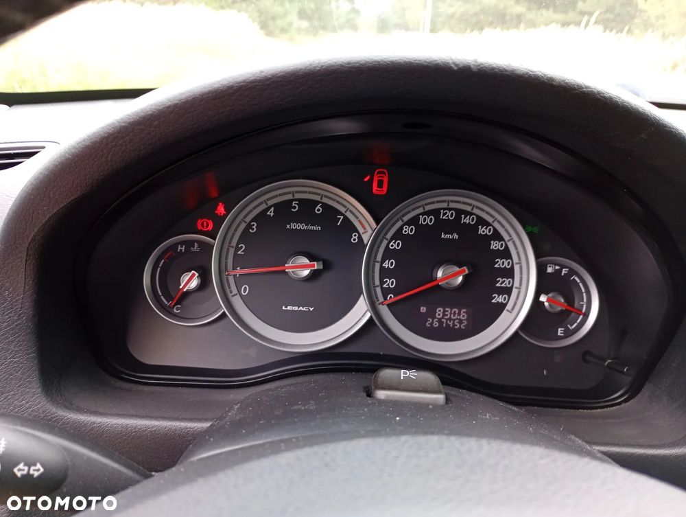 Subaru Legacy - 7