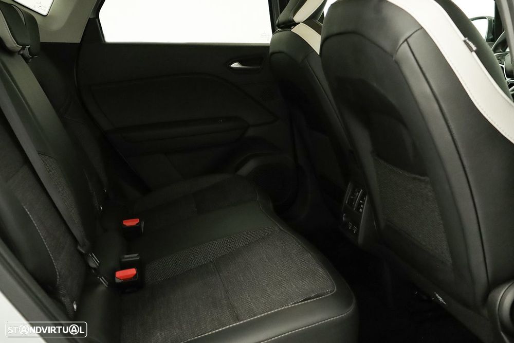 Renault Captur 1.0 TCe Techno Bi-Fuel - 24