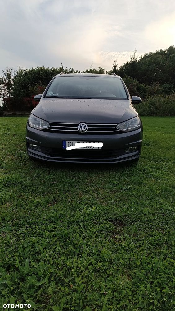 Volkswagen Touran - 2