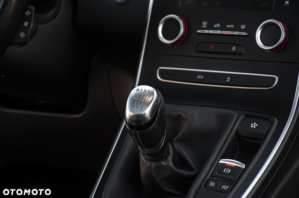 Renault Scenic ENERGY TCe 130 INTENS - 20