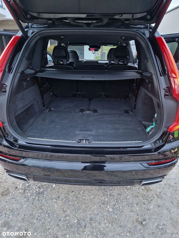 Volvo XC 90 D5 AWD R-Design 7os - 10