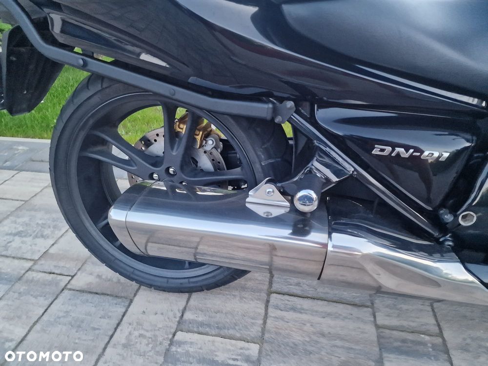 Honda DN-01 - 11