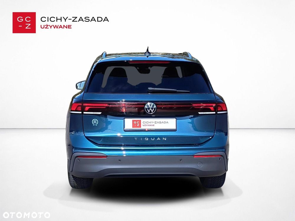 Volkswagen Tiguan - 4