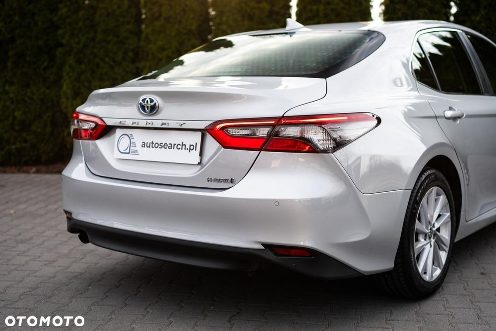 Toyota Camry 2.5 Hybrid Comfort CVT - 38