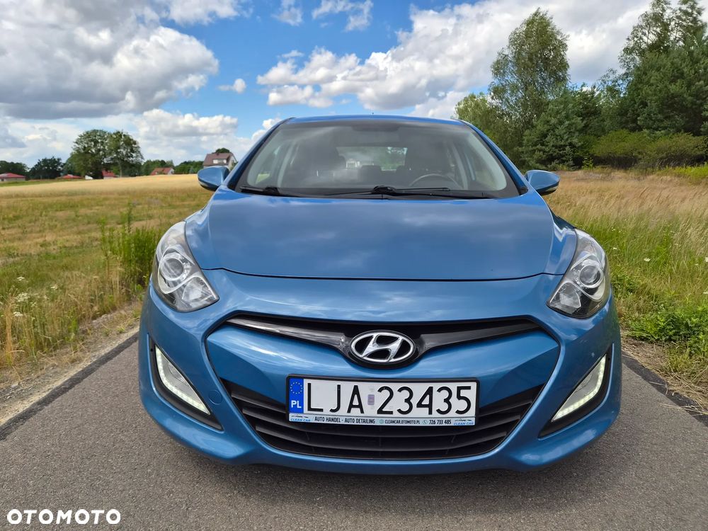 Hyundai i30 blue 1.6 CRDi Classic Navigation - 26