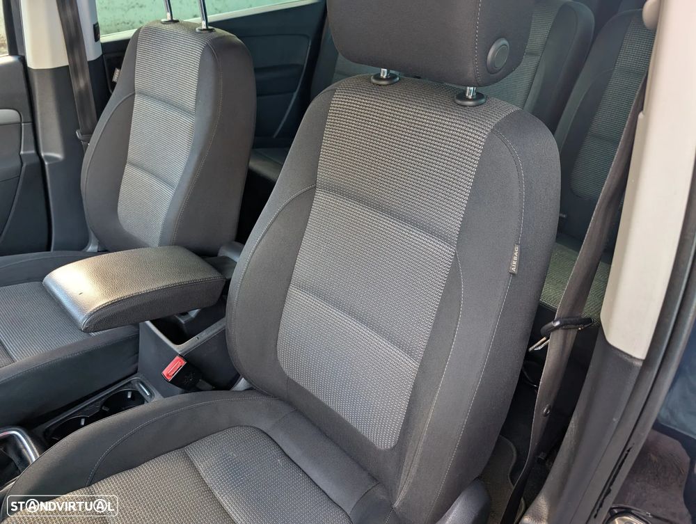 VW Sharan 2.0 TDi Confortline - 13