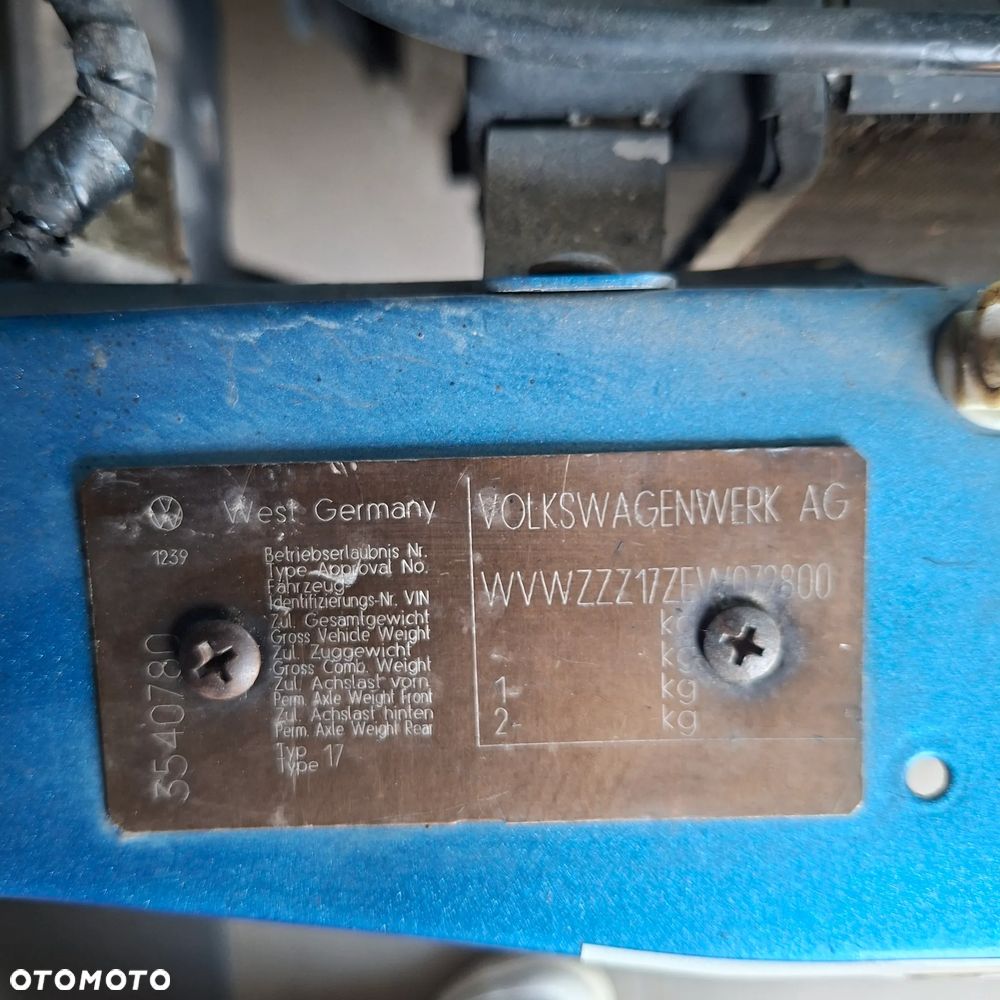 Volkswagen Golf - 26