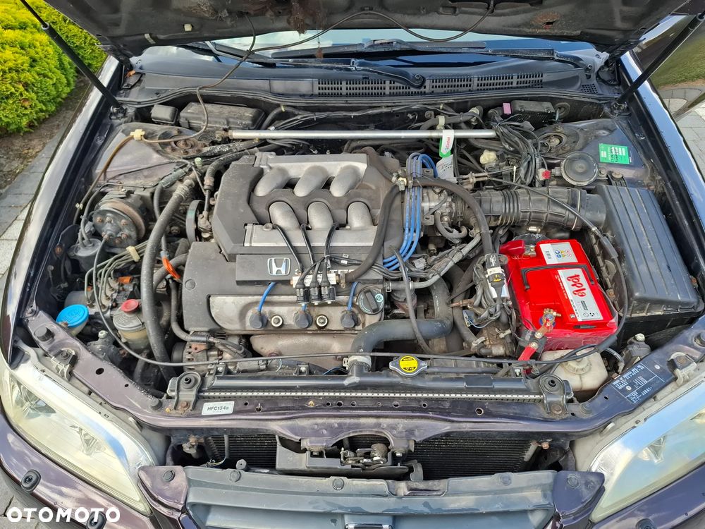 Honda Accord 3.0i ES - 24
