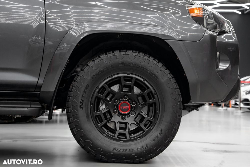 Toyota 4Runner - 8