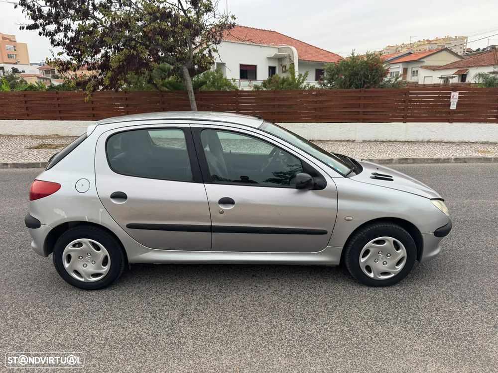 Peugeot 206 - 2