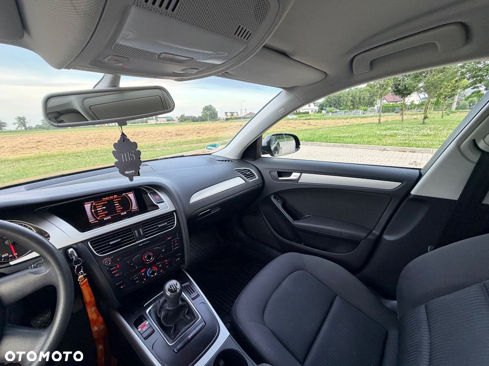 Audi A4 Avant - 24