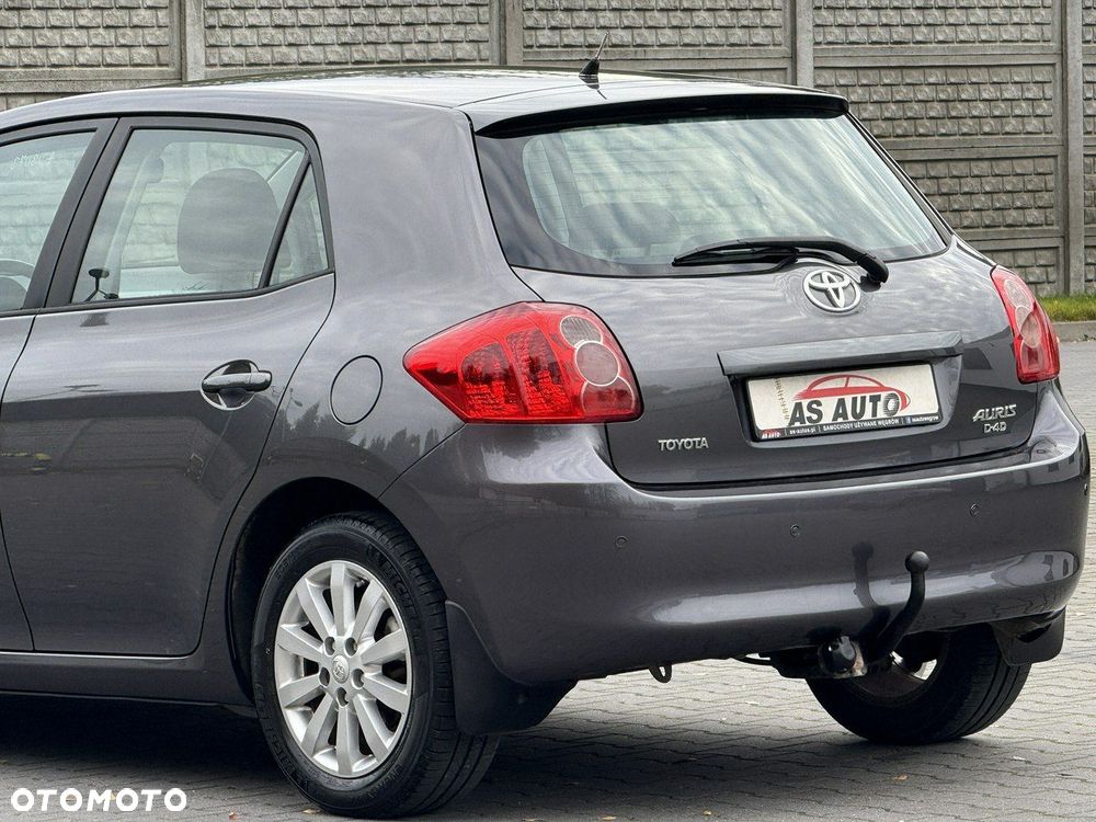 Toyota Auris 1.4 D-4D Premium - 40