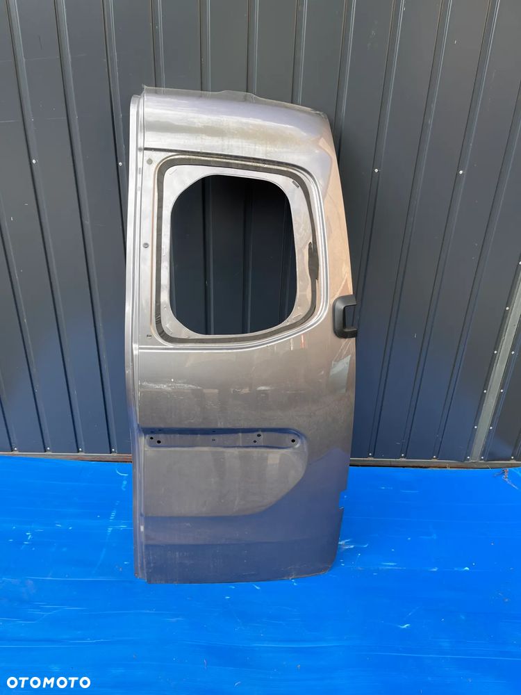 RENAULT KANGOO IV 4 CITAN 420 NISSAN TOWNSTAR DRZWI BAGAŻNIKA TYLNE PRAWE TYŁ 901200197R