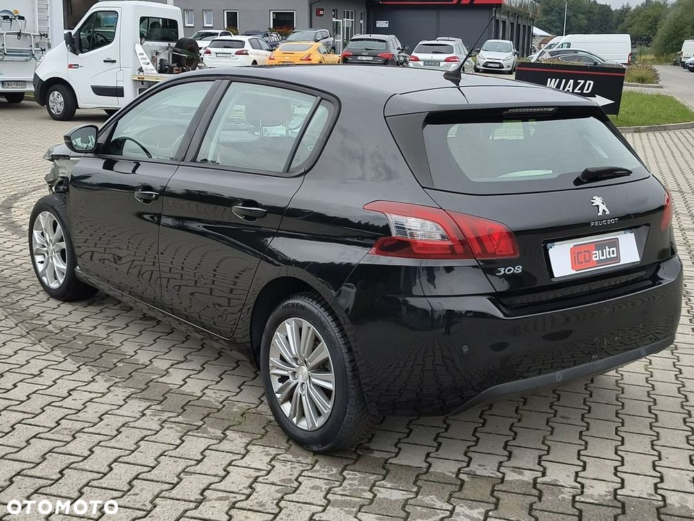 Peugeot 308 - 5