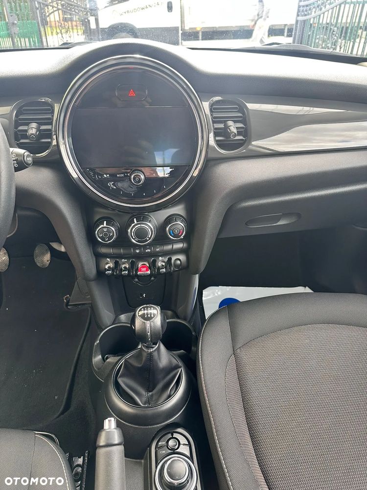 MINI ONE Classic Trim - 9