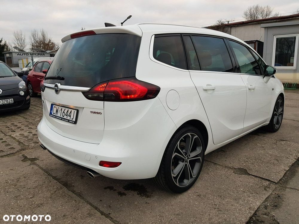 Opel Zafira 1.6 T SIDI Cosmo S&S - 5