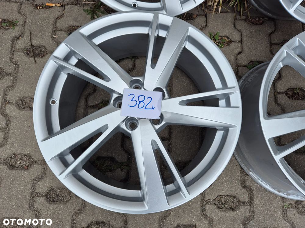4x  8x19 ET42   5x112 Nowy komplet felg aluminiowych Audi,Seat,Skoda,VW - 2