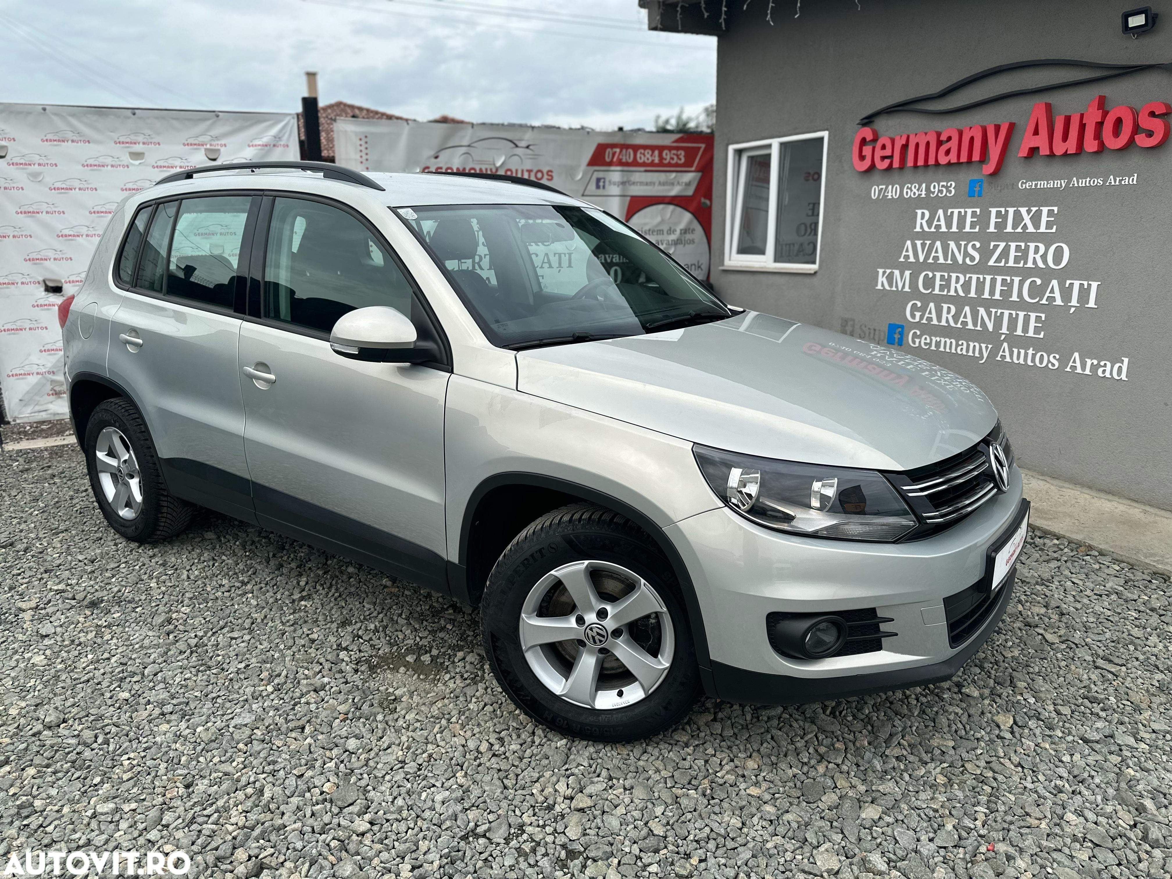 Volkswagen Tiguan - 1
