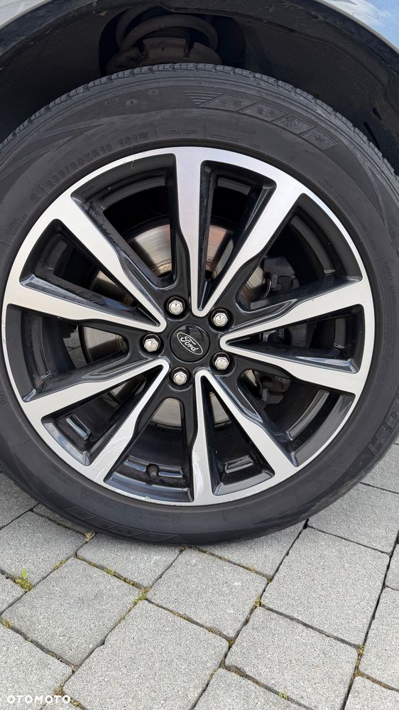 Ford Kuga 2.0 TDCi 2x4 ST-Line - 18