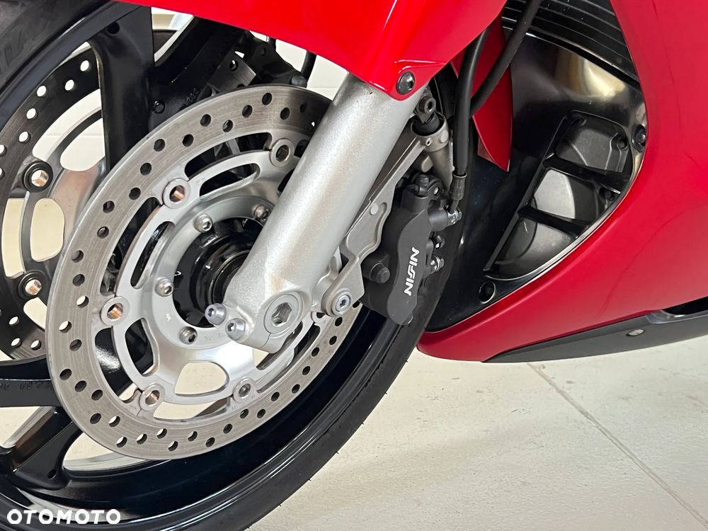 Honda ST - 8