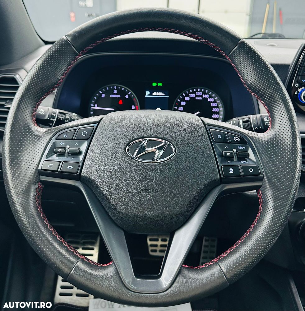 Hyundai Tucson blue 1.6 CRDi 2WD DCT Premium - 29