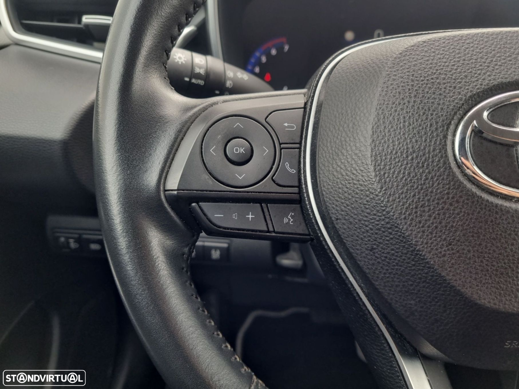 Toyota Corolla - 10